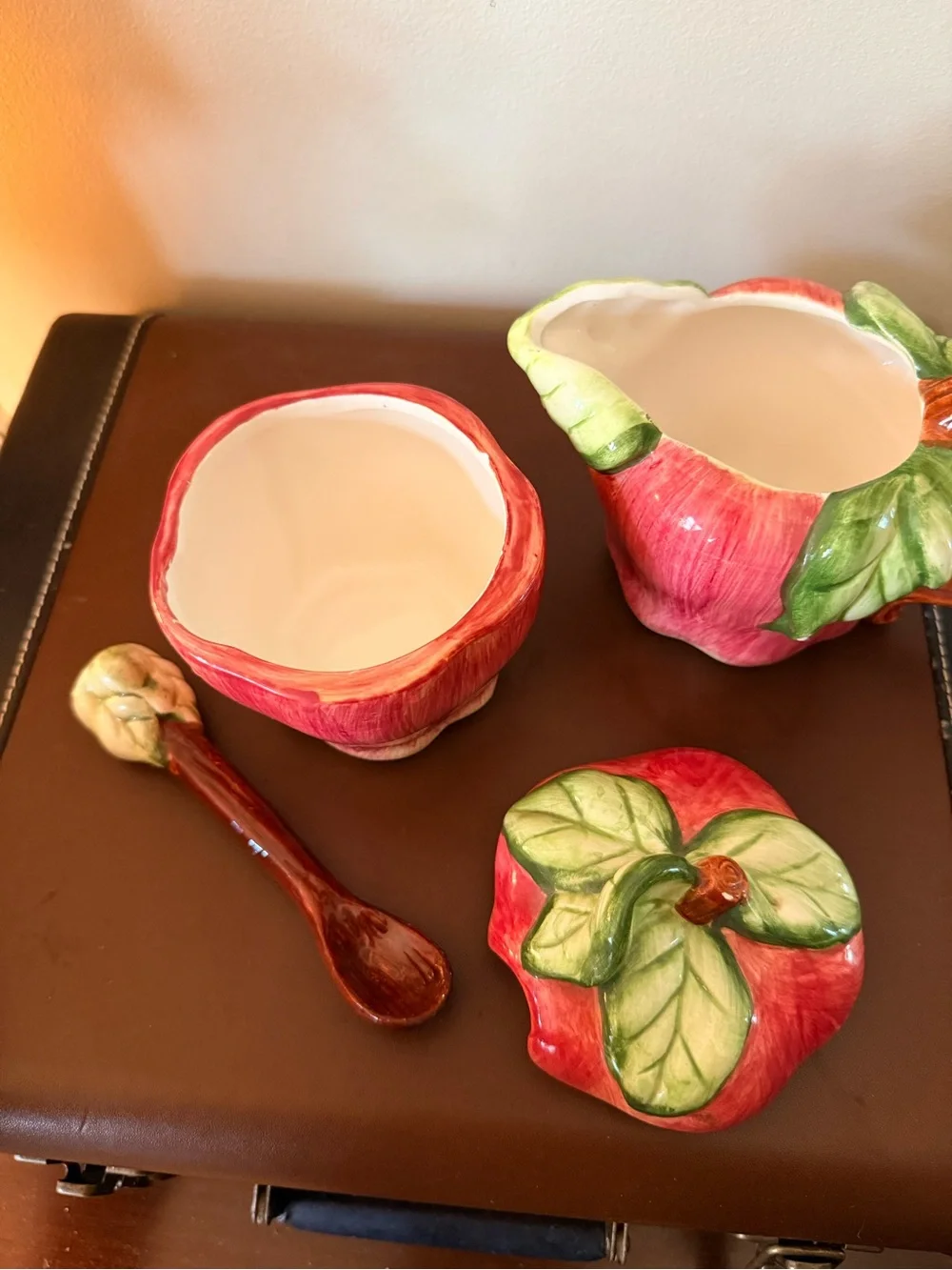 Red Apple Ceramic Creamer and Sugar Set - Home Dining